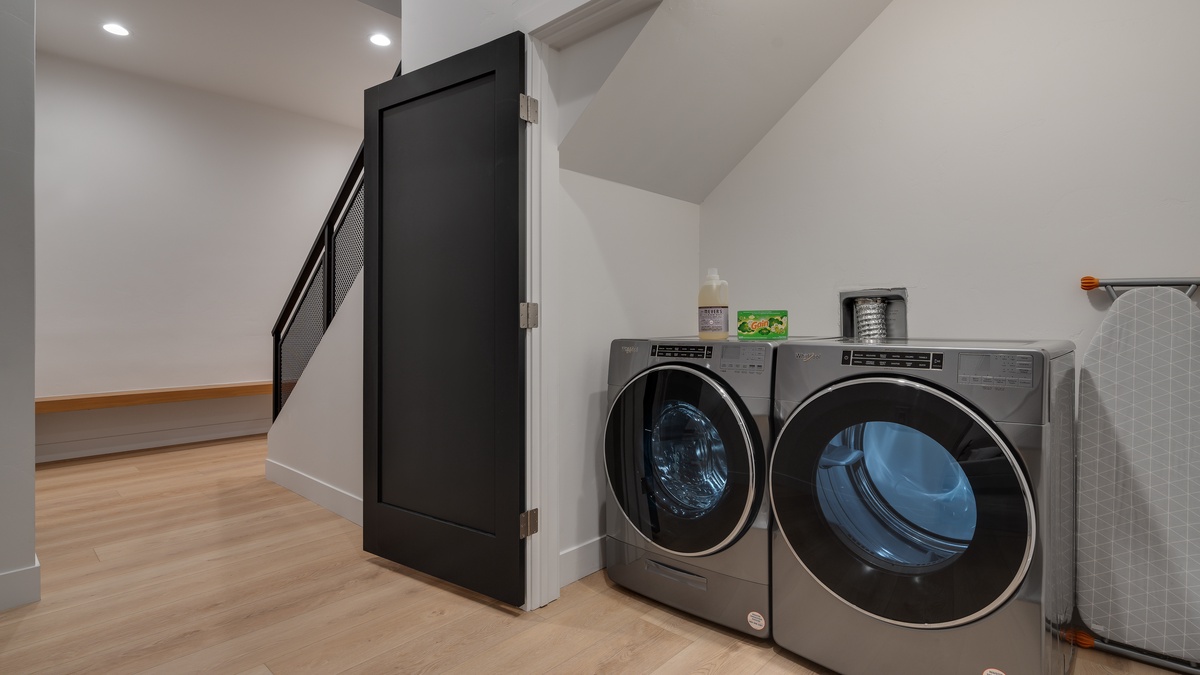 Laundry, Lower Level