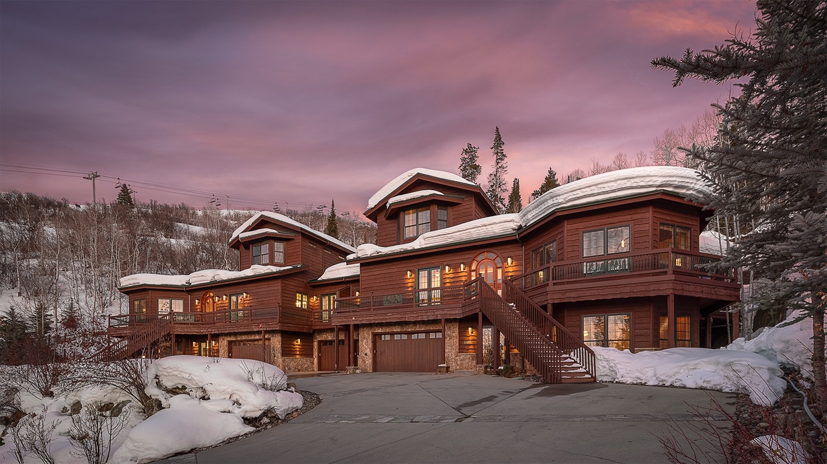 Welcome to Apex Lodge South!