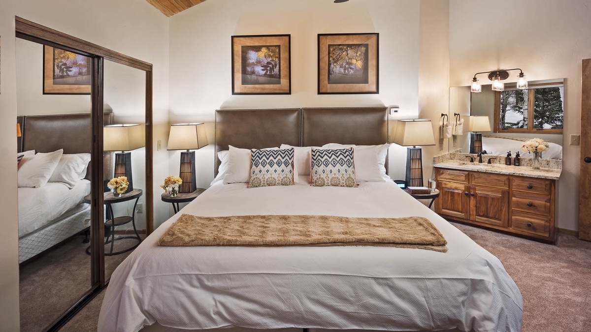 Upper Split King Bedroom 1