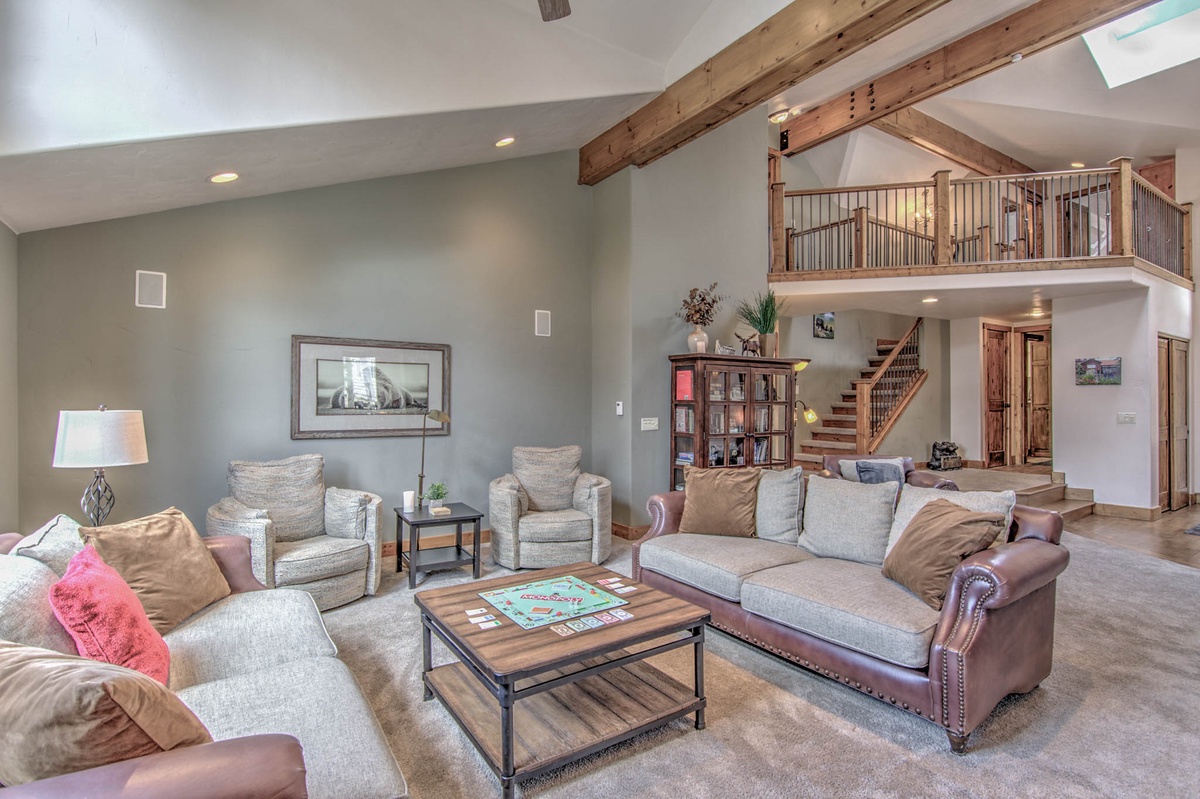 Great Room, Main Level - View upstairs