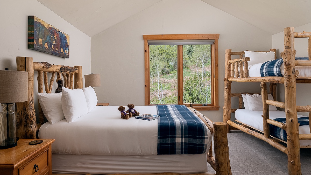 Bedroom 4, Upper Level - Queen bed and twin-over-twin bunk bed