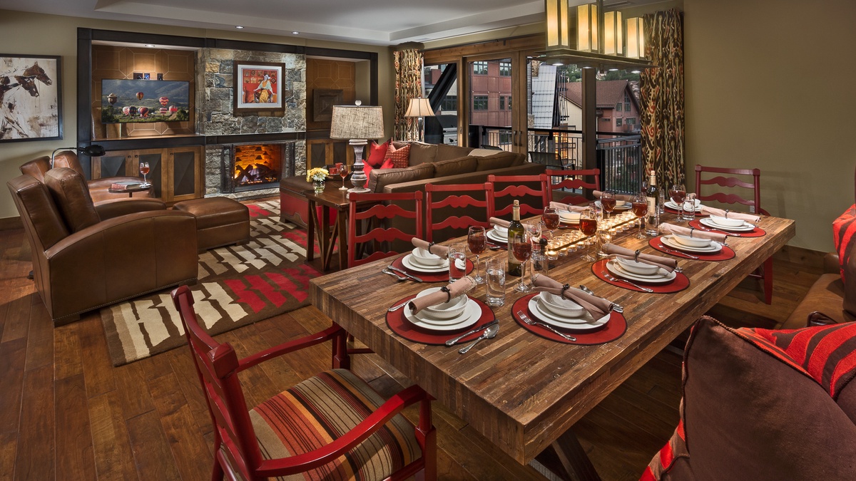 Dining Area, Main Level - Open layout