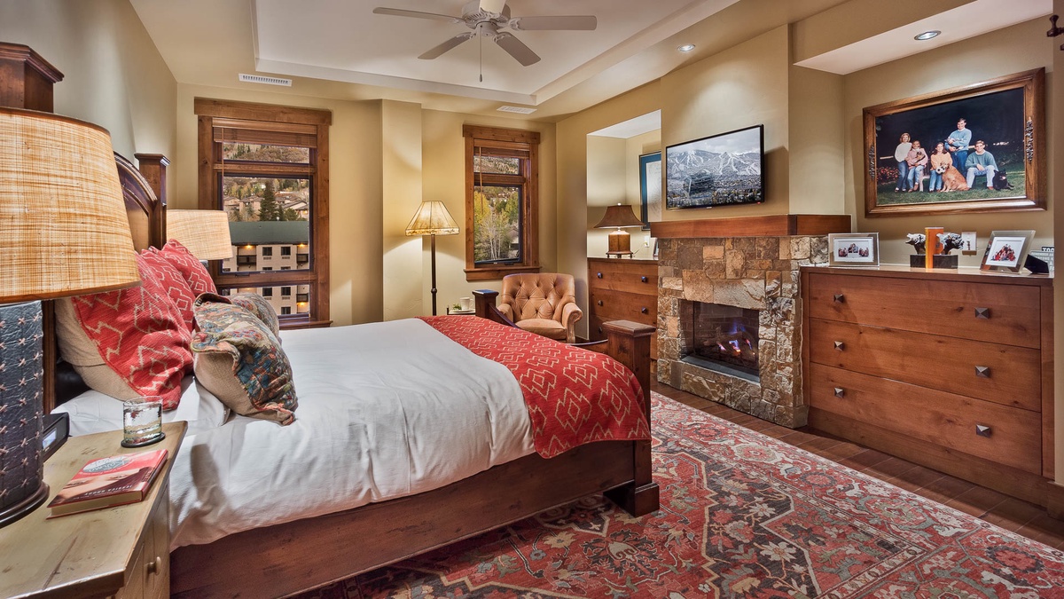 Bedroom 1, Main Level - Primary king suite with private fireplace