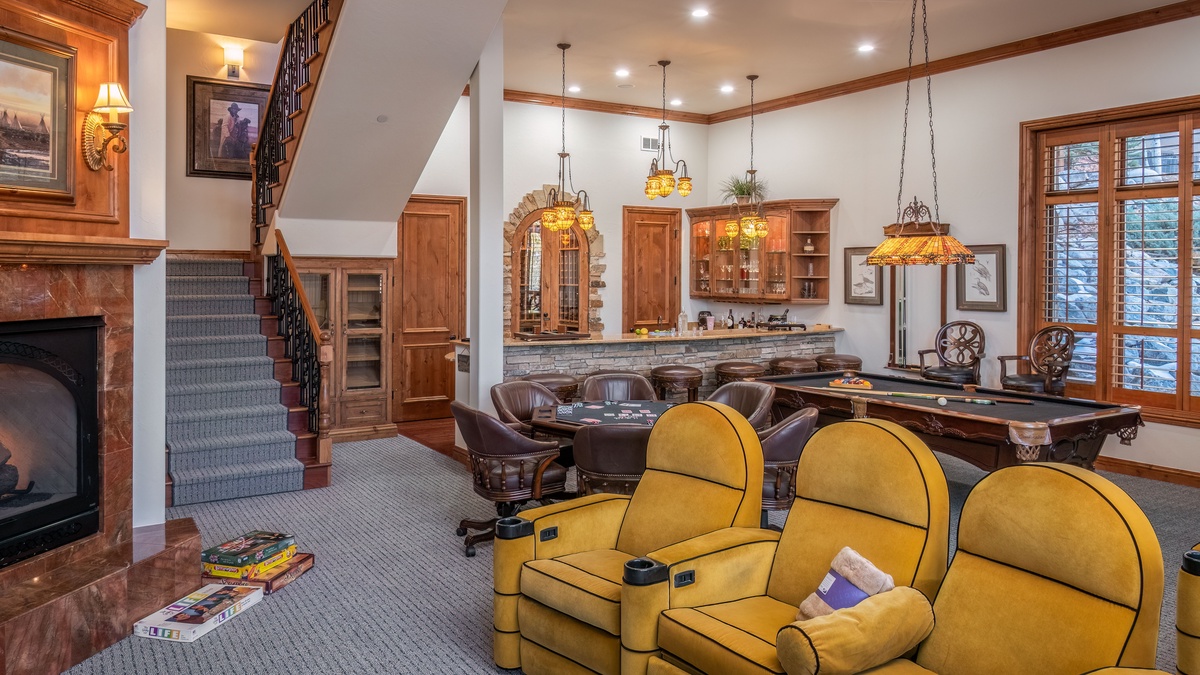 Entertainment Room, Lower Level - Lounge area with poker table and pool table
