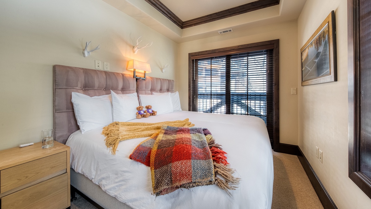 Bedroom 3, Main Level - Split king / or 2 XL twin