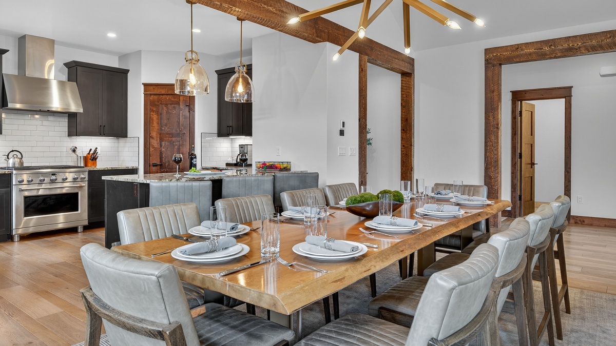 Dining Area, Main Level