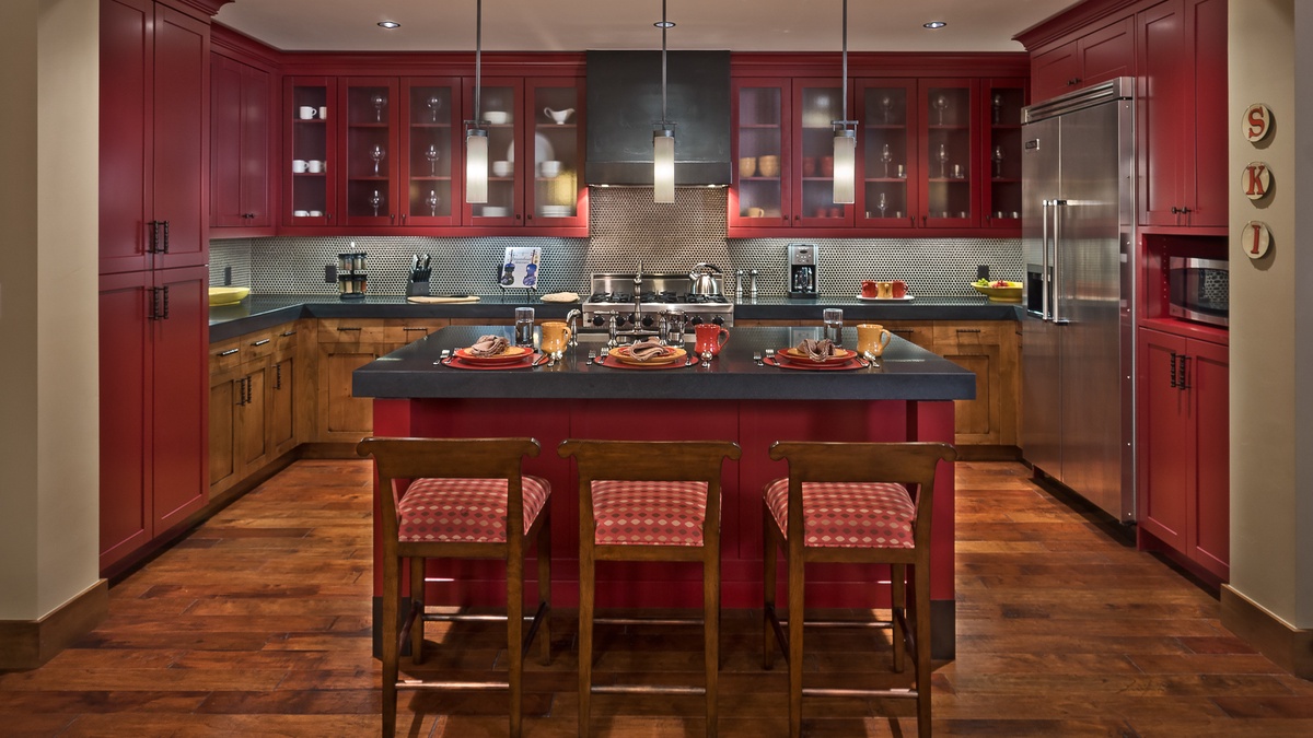 Kitchen, Main Level - Island with seating