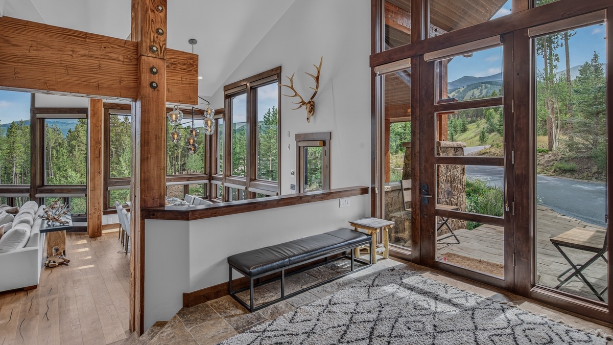 Entry, Main Level - Entryway into great room