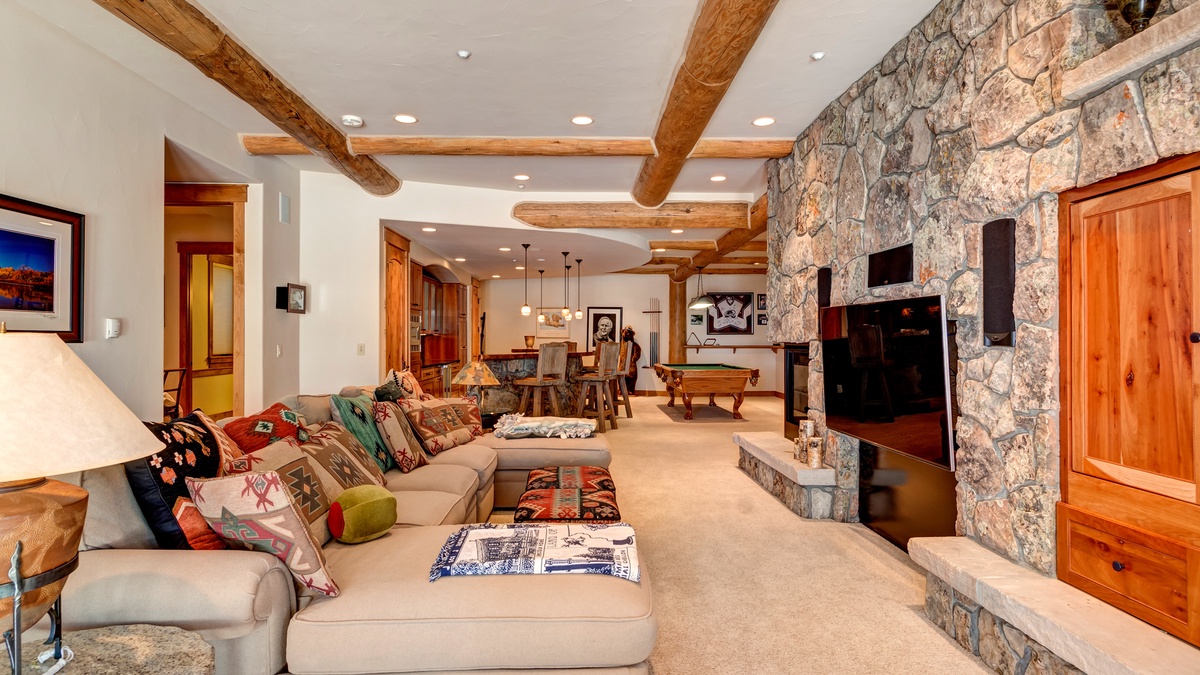 Family Room, Lower level