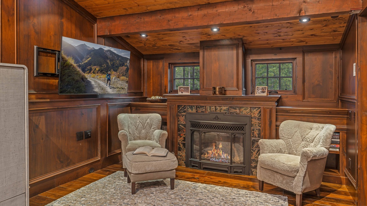 Bedroom 5, Upper Level - King suite with fireplace and TV