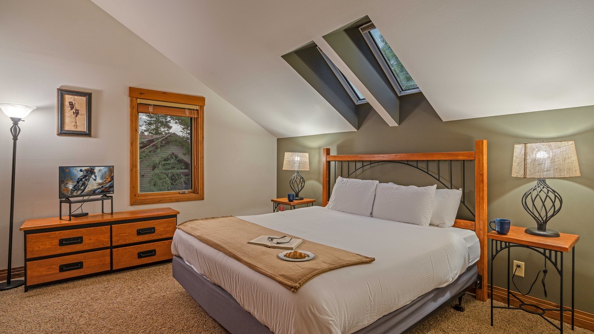 Bedroom 3, Upper Level - King suite on upper level, shared hall bath