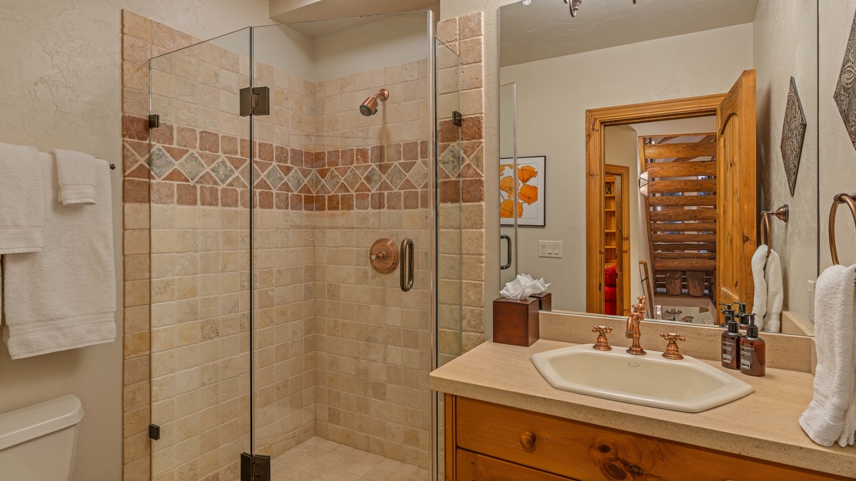 Shared bath on main level