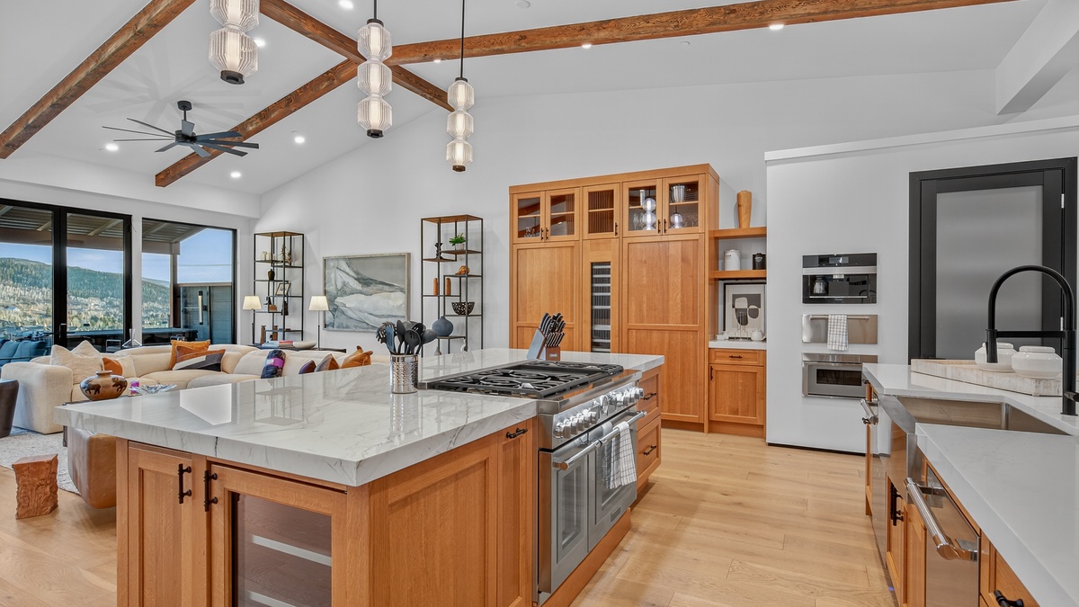 Kitchen, Upper Level