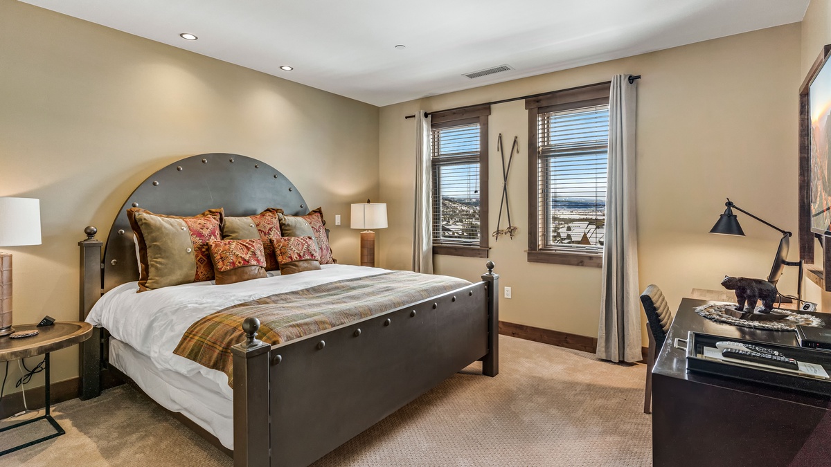 Bedroom 2, Main Level - King suite