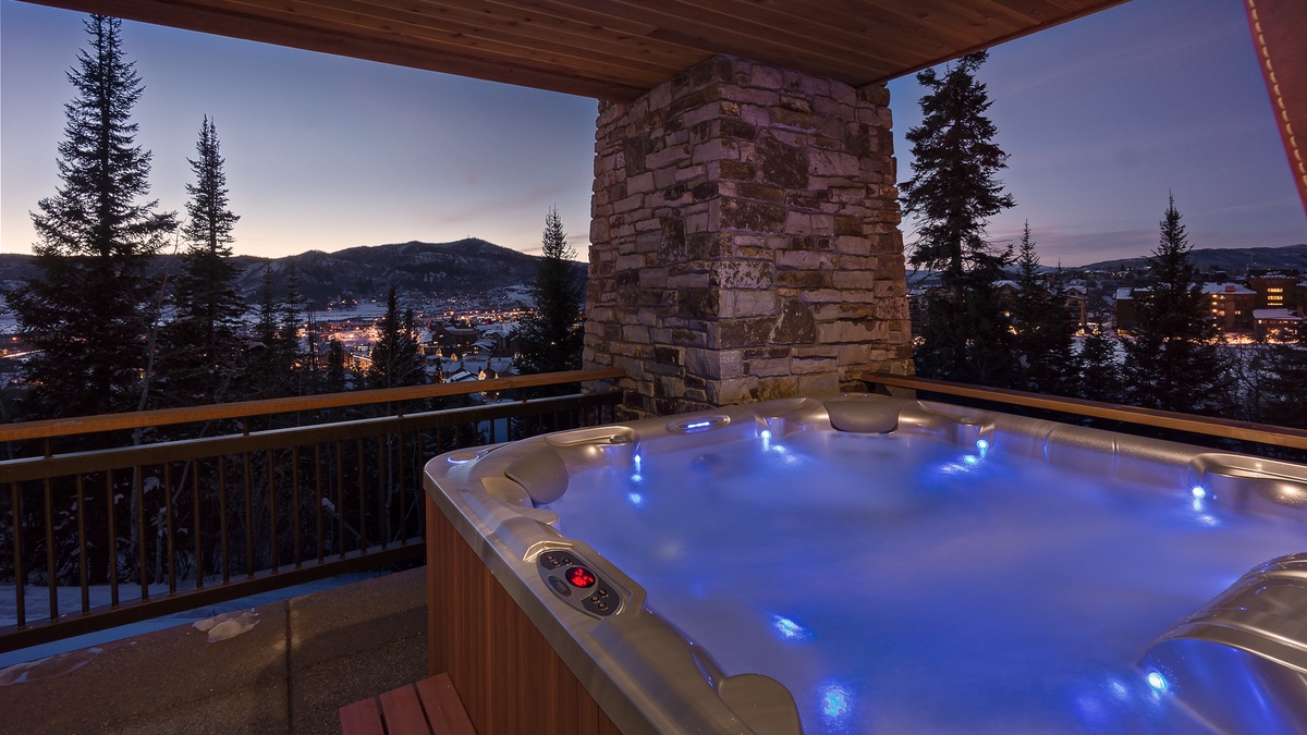 Hot Tub, Lower Level, South