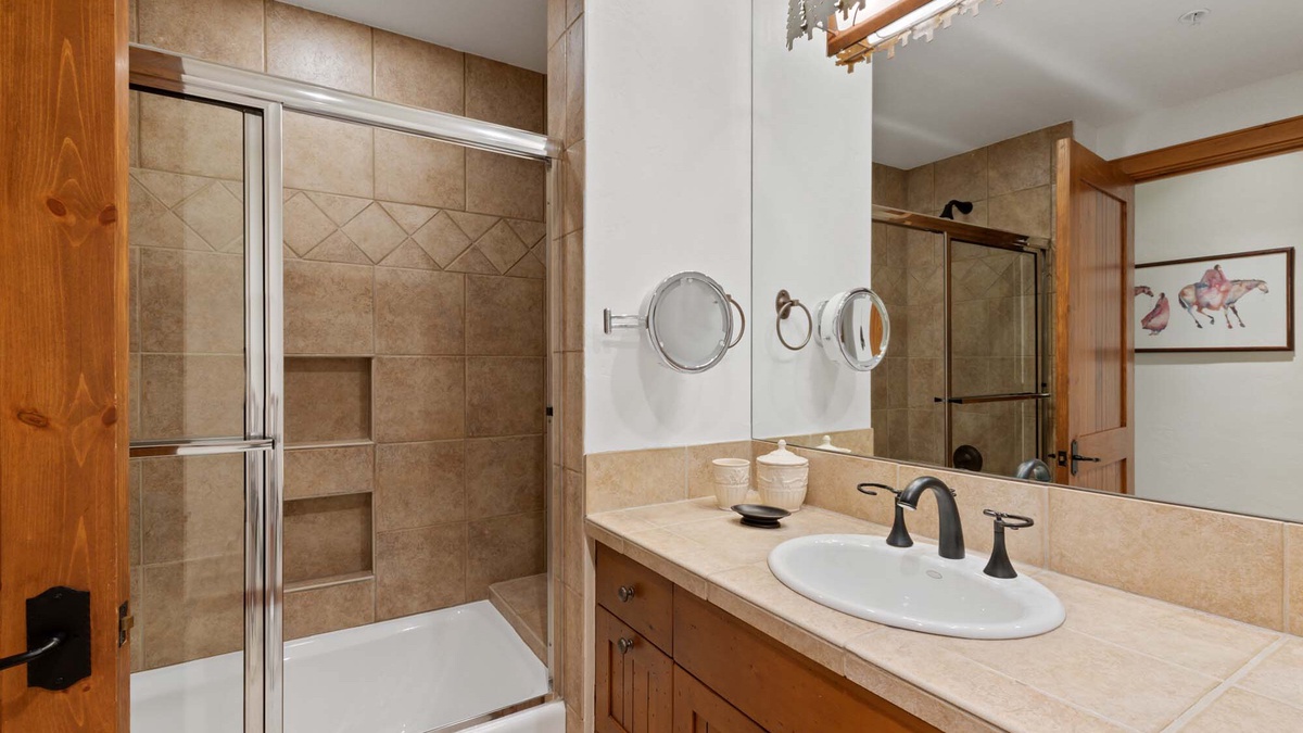 Bedroom 3 - Bunk Room Bathroom