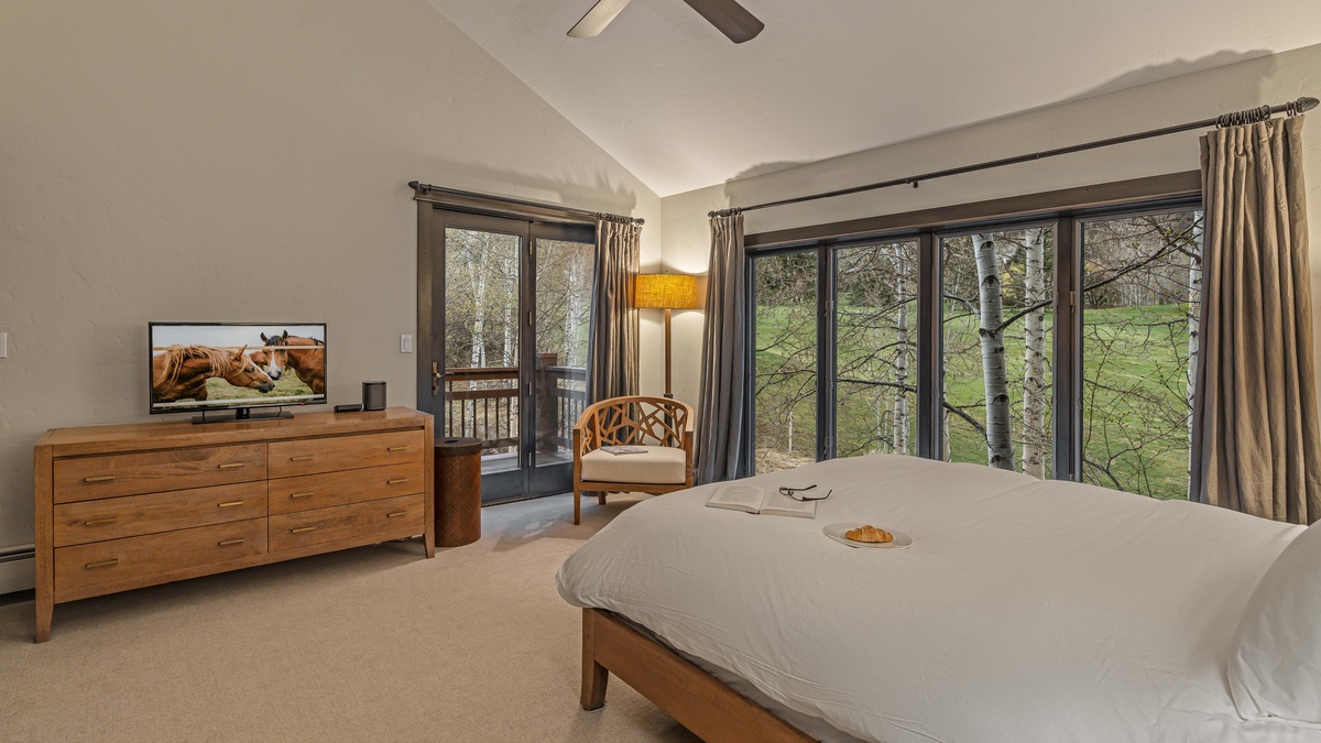 Bedroom 2, Upper Level - Queen suite on upper (6th) level with private balcony