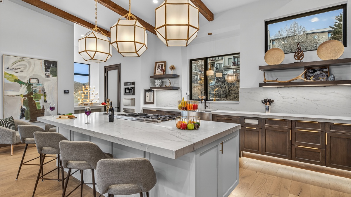 Kitchen, Upper Level