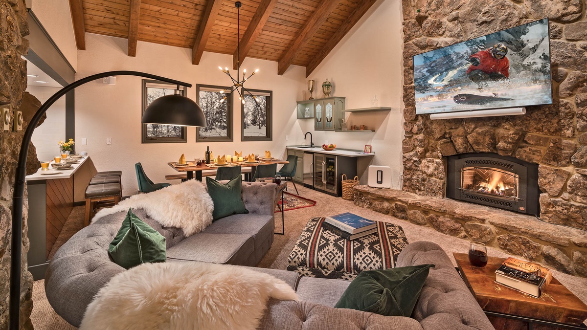 Great Room, Main Level - Stone fireplace with vaulted ceilings