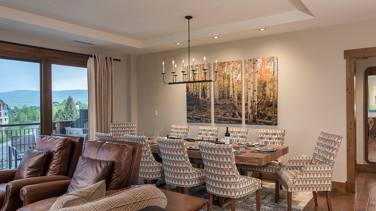 Dining Area, Main Level - Seating for ten