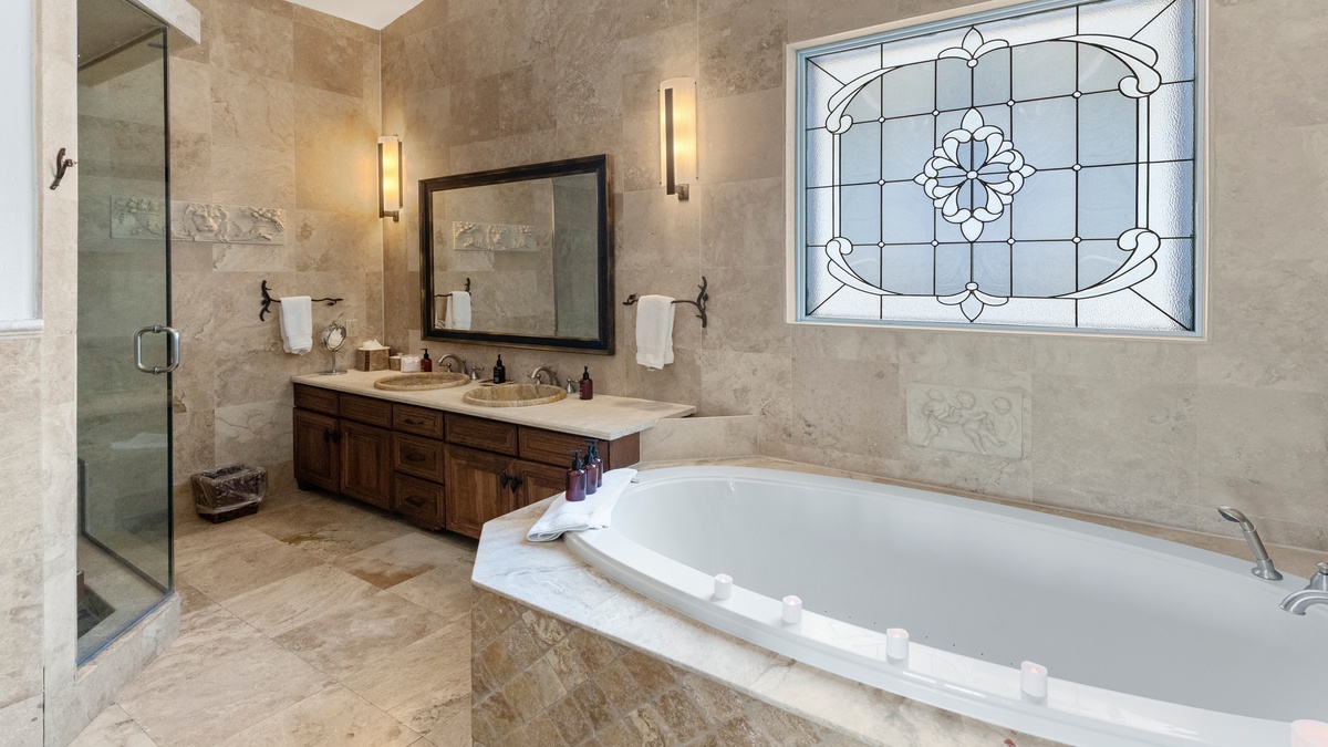 Primary bath with soaking tub