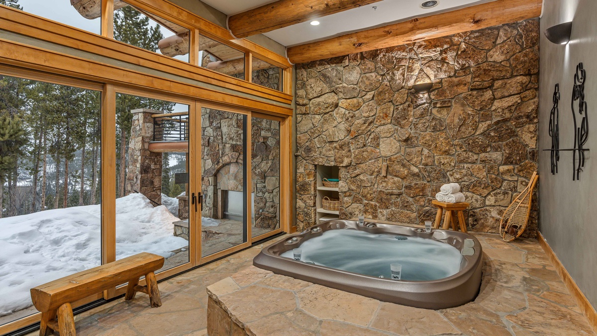 Indoor Hot Tub, Mid-Level