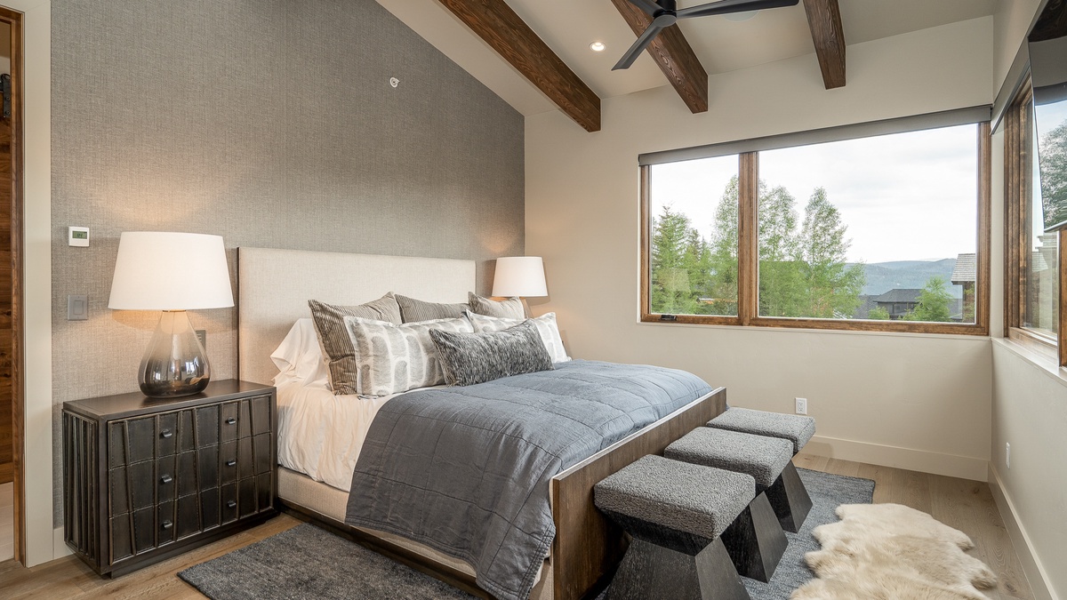 Bedroom 5, Lower Main Level - King suite 4 on lower main level with ensuite