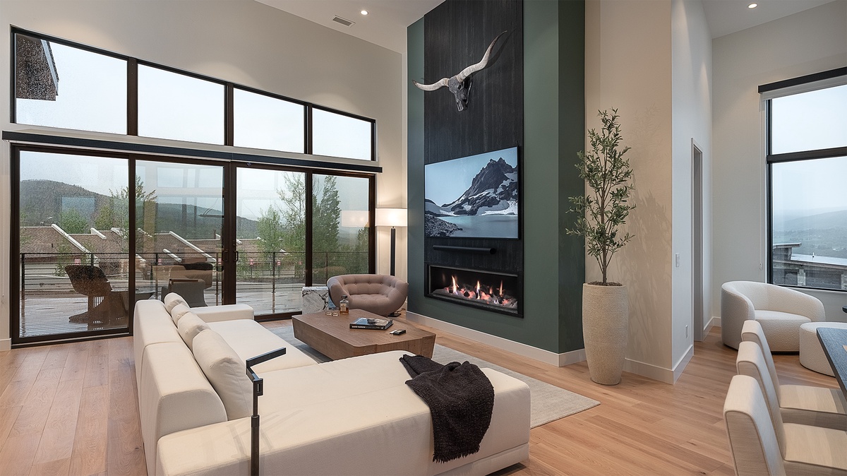 Great Room, Main Level