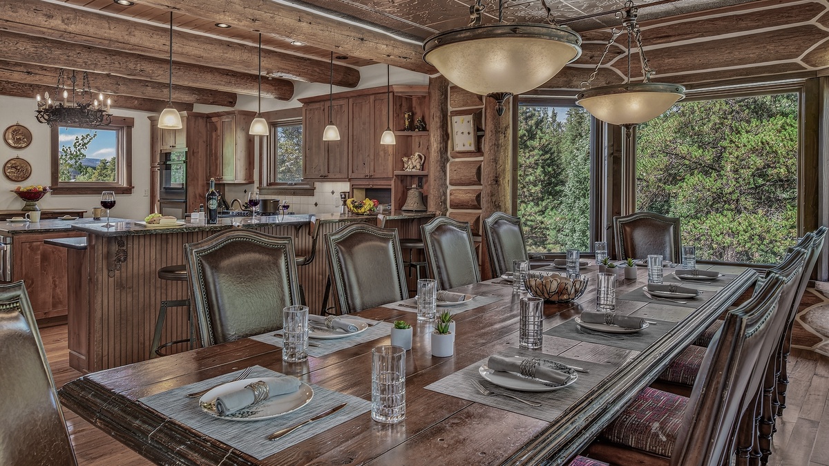 Dining Area, Main Level - Table with seating