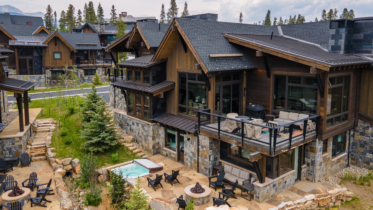 Disconnect at the Breck Connect