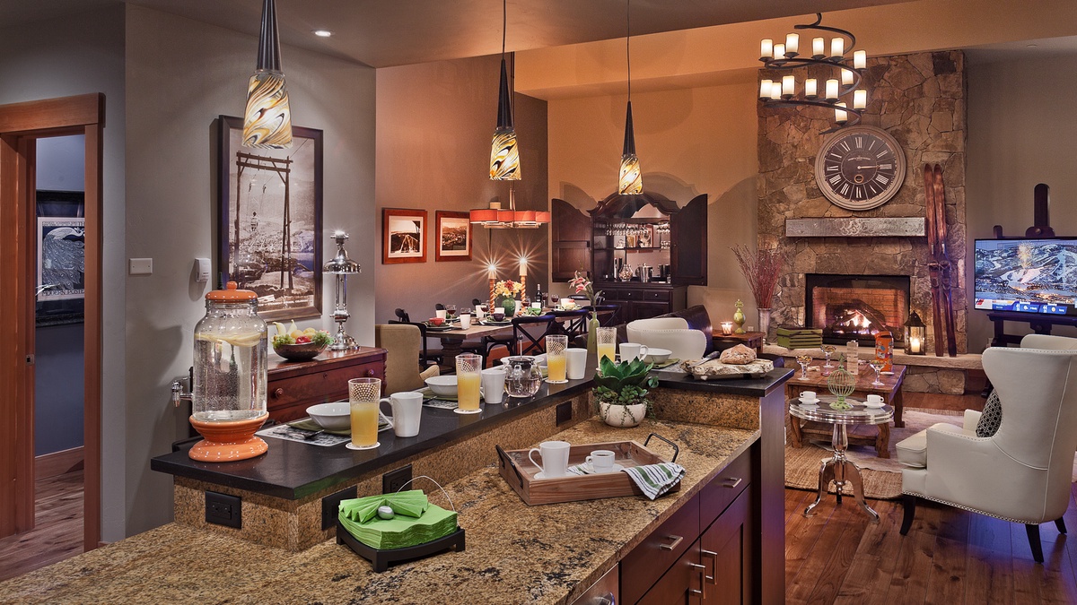 Sunshine Peak spacious kitchen and great room