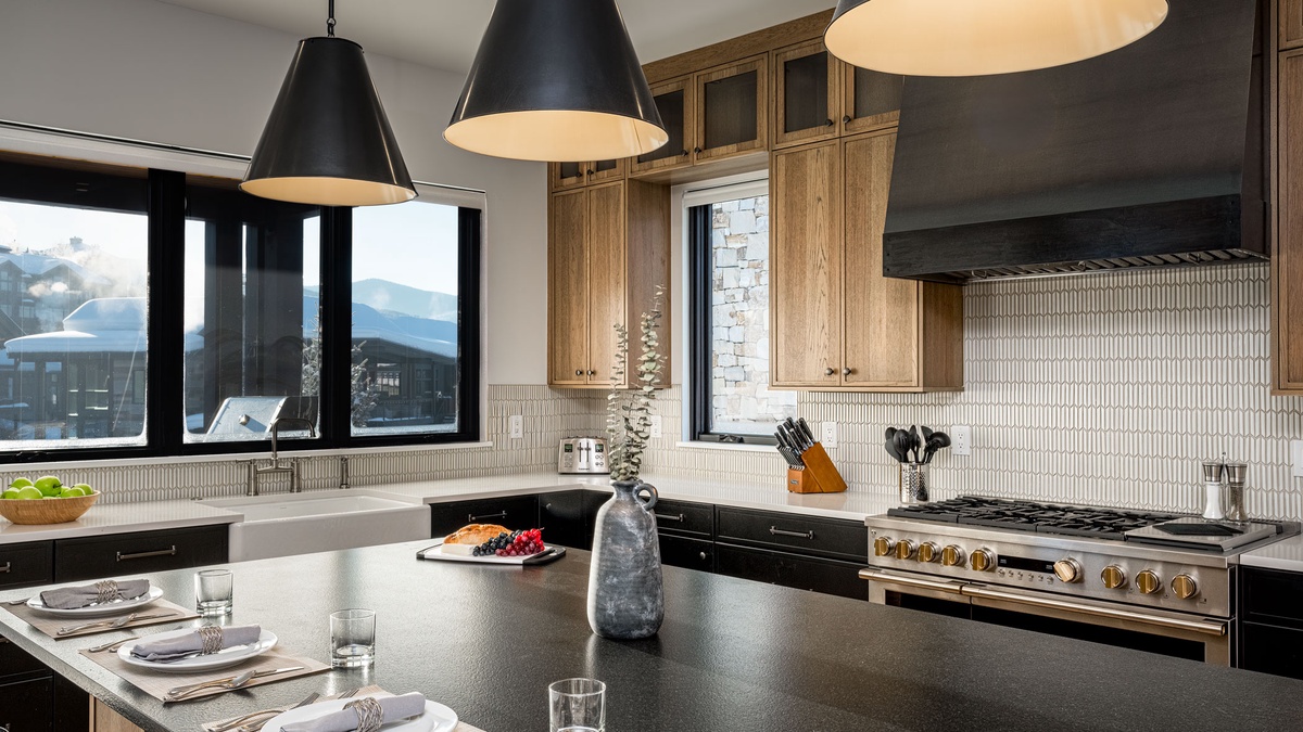 Kitchen, Upper Level - Island counter with pendant lighting