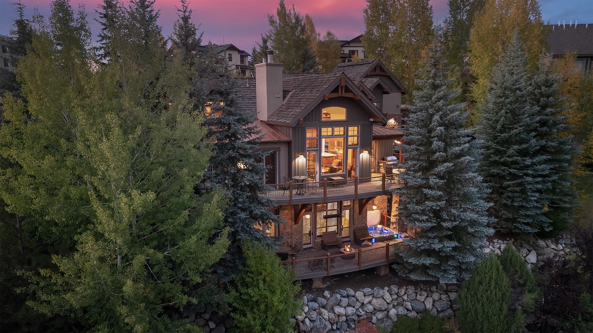 Welcome to Lariat Ridge Lodge!