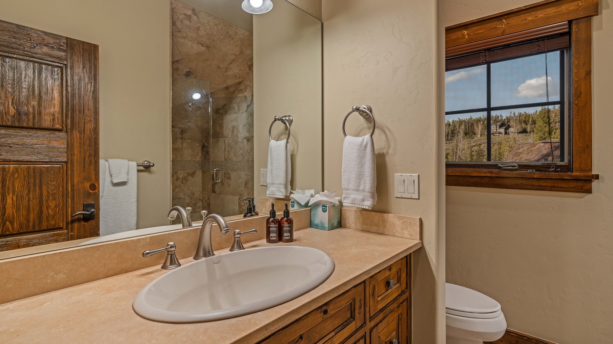 Bedroom 2, Upper Level - Upper level king ensuite