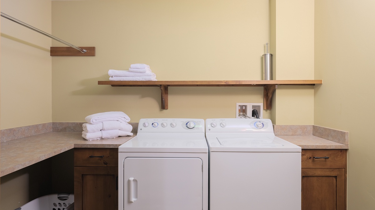 Laundry Room, Main Level