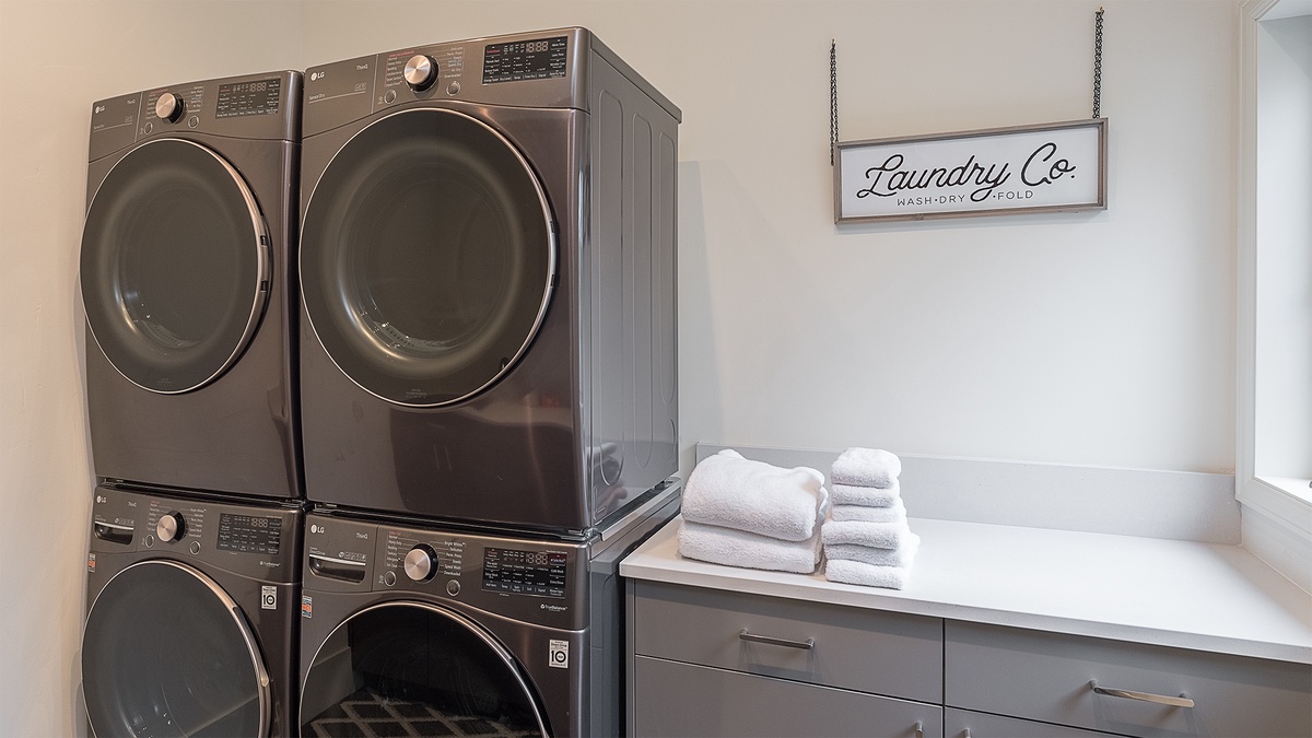 Laundry Room, Main Level