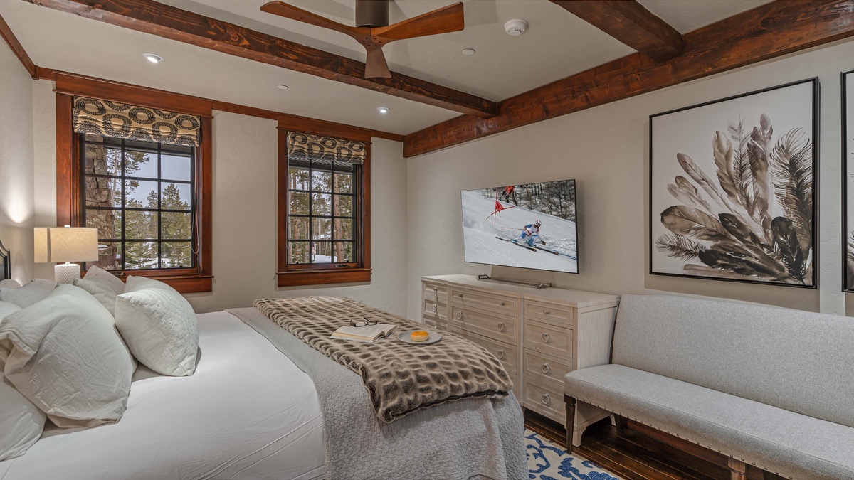 Bedroom 3, Lower Level - King suite 2 with TV and ensuite