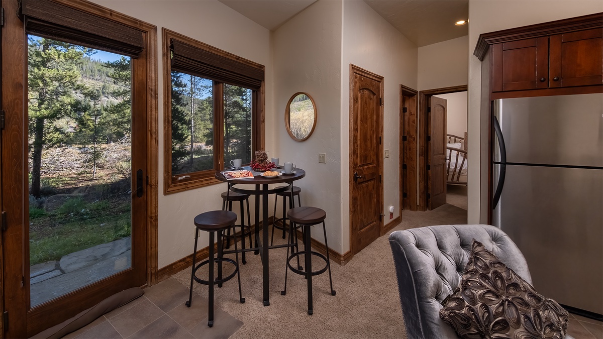 Guest Apartment nook