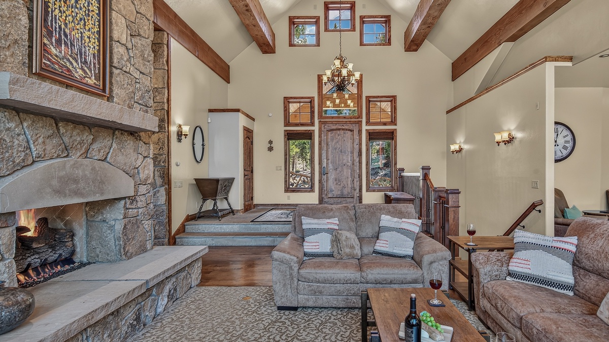 Great Room, Main Level - With fireplace
