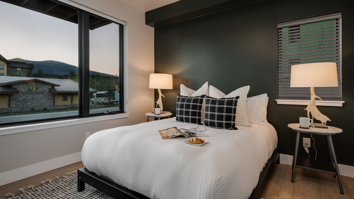 Bedroom 2, Lower Level - Queen bed with views