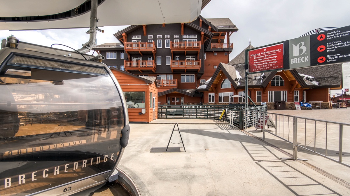 One Ski Hill Place Commons - Gondola from Peak 8 to town