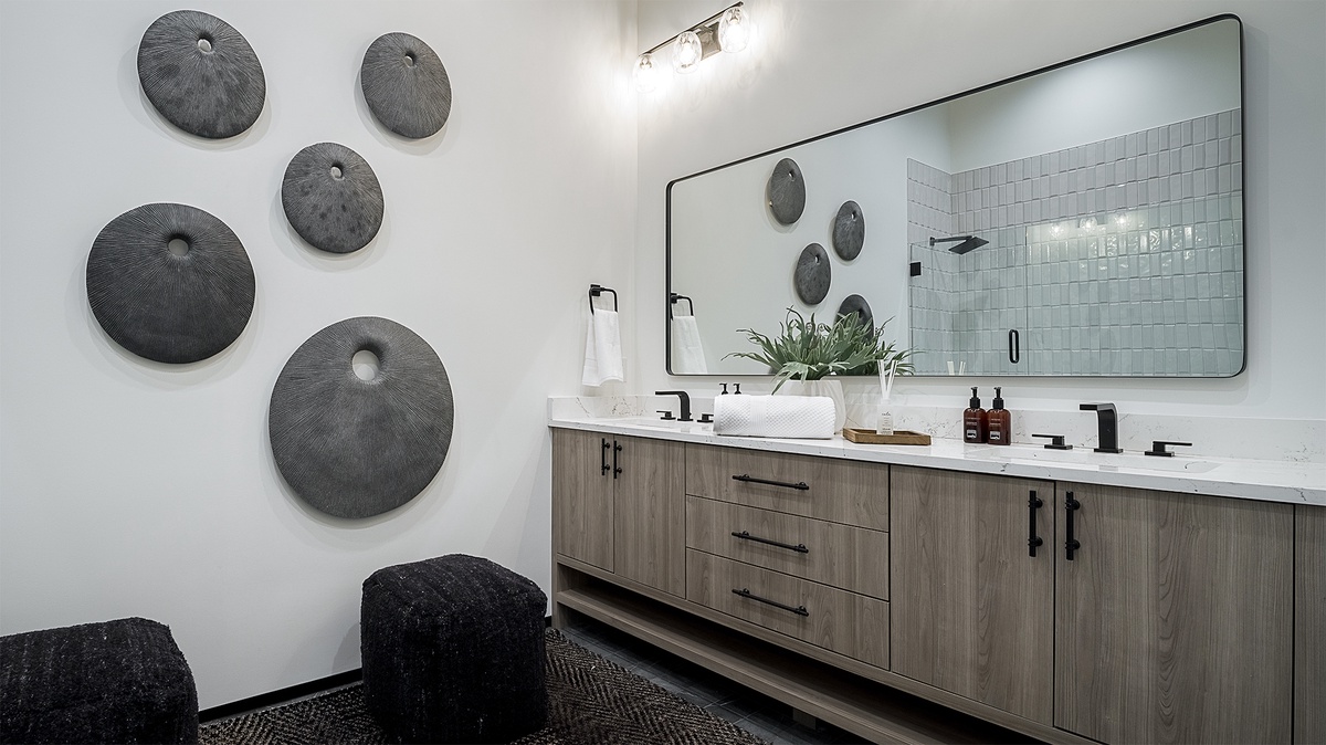 Bedroom 4, Lower Level - Ensuite bathroom with double vanity and shower