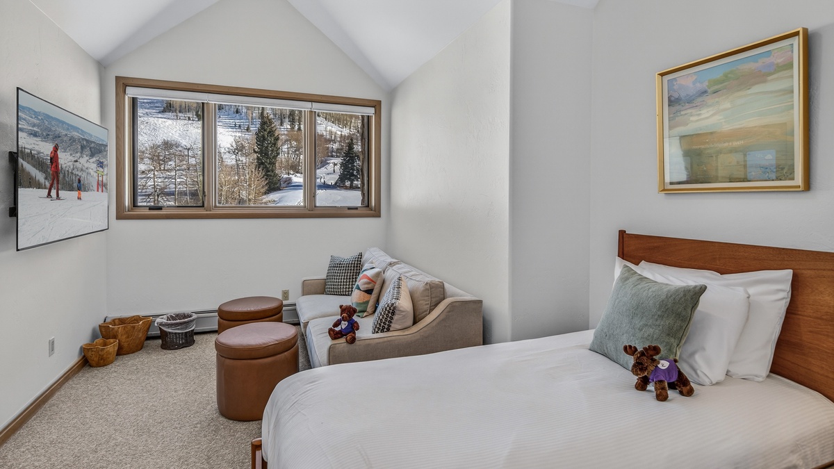 Bedroom 3, Upper Level - Two twin beds and a queen sleeper sofa
