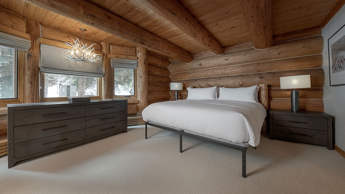 Bedroom 3, Main Level - Sage king suite