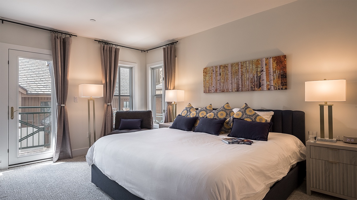 Bedroom 1, Lower Level - Primary suite