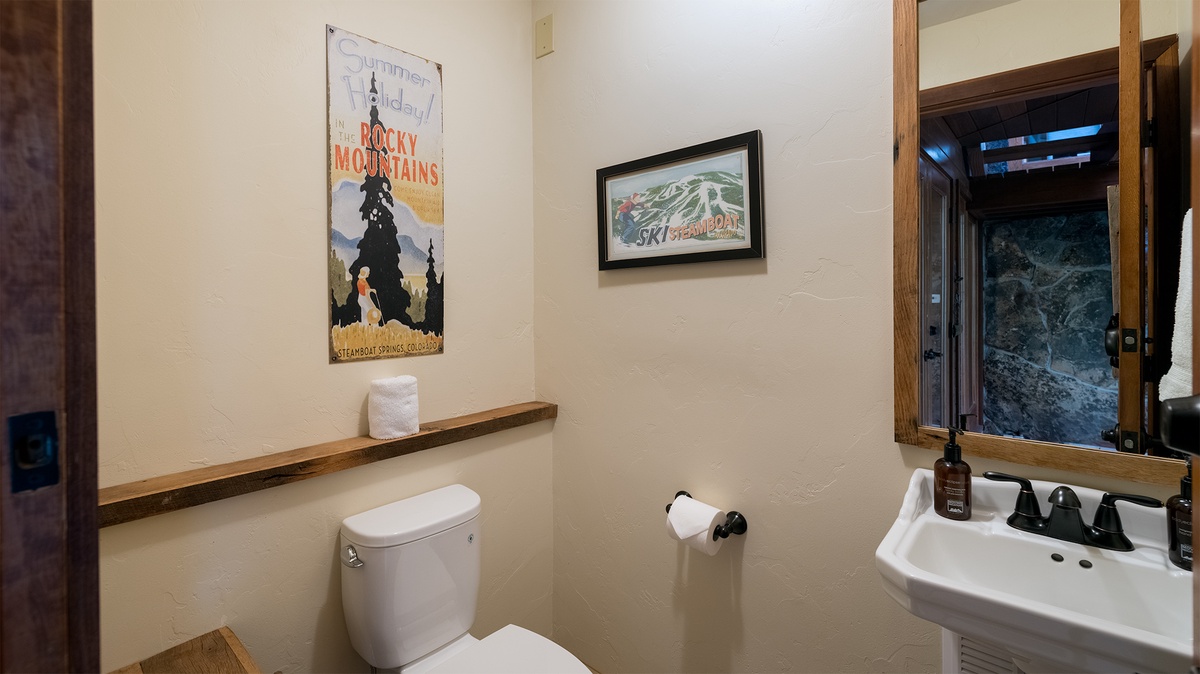 Powder Room. Lower Level