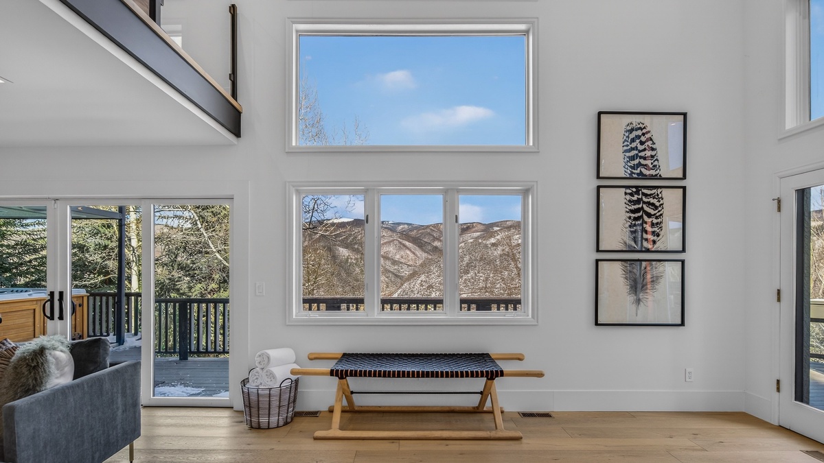 Living Area Window Seating, Main Level