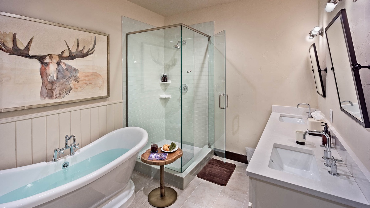 Bedroom 2, Lower Level - Ensuite