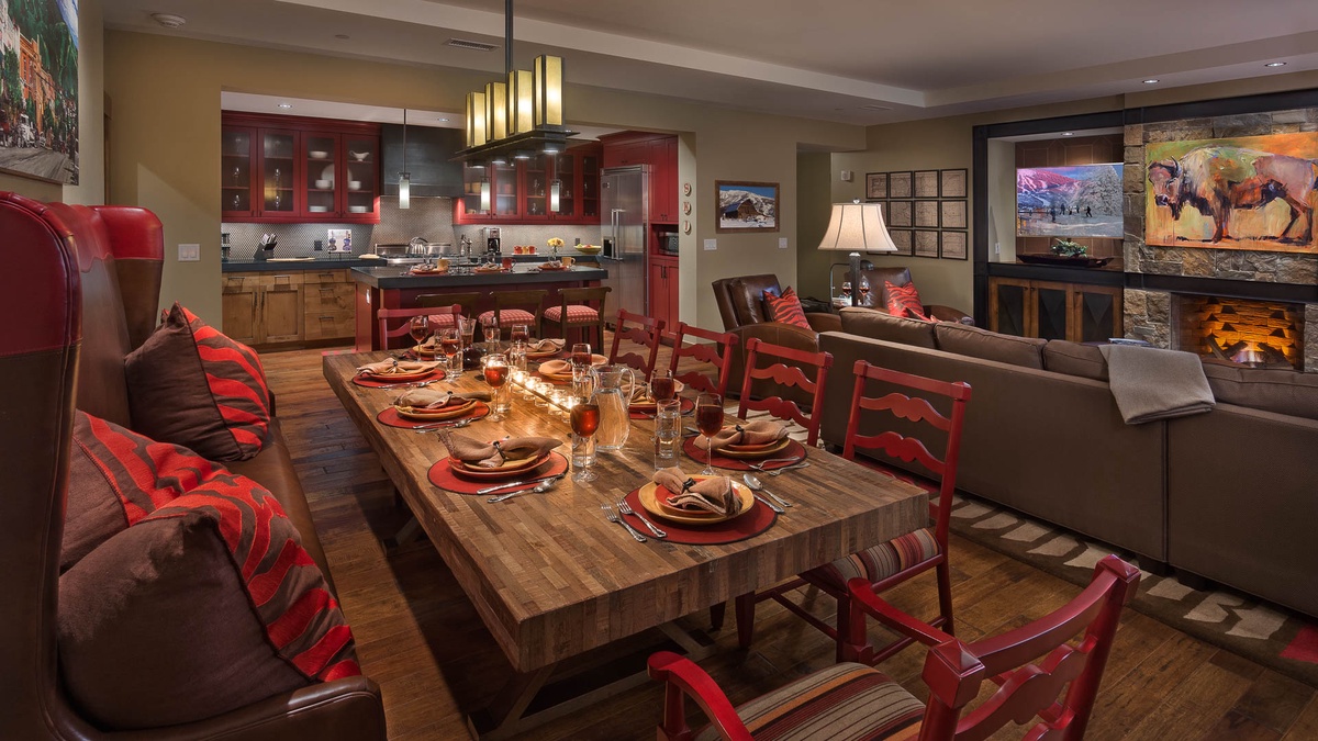 Dining Area, Main Level - Seating for ten