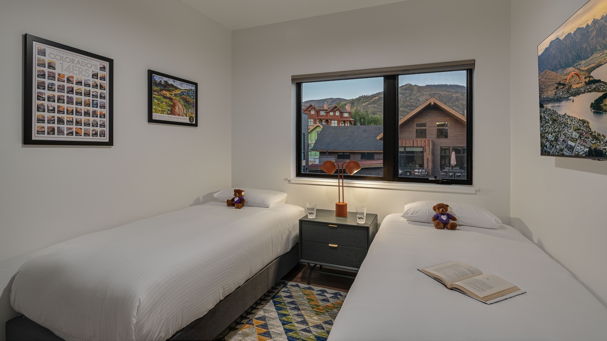 Bedroom 3, Upper Level - Two XL twin beds